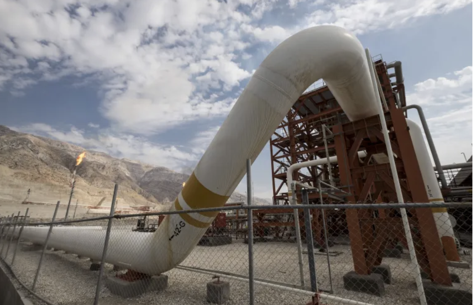 দক্ষিণ পার্সে হামলার পর ইরান উপসাগরীয় জ্বালানি স্থাপনাগুলোকে লক্ষ্য করে হামলার হুমকি দিলো